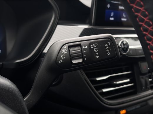 Ford Kuga 2.5 PHEV ST-Line | Winterpack | Camera | Cruise Control | CarPlay | | Achteruitrijcamera | Cruise... ActivLease financial lease