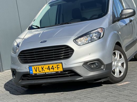 Ford Transit Courier 1.5 TDCI / 1e EIGENAAR / 47.060 KM! / AIRCO / NAVIGATIE / PARKEERSENSOREN ActivLease financial lease