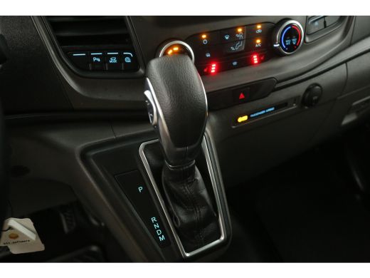 Ford Transit Custom 2.0 TDCI L1H1 | Automaat | Airco | Camera | 3 Zits | Cruise | Carplay | Trekhaak ActivLease financial lease