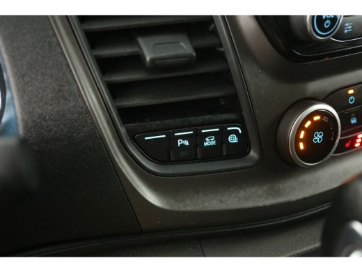 Ford Transit Custom 2.0 TDCI L1H1 | Automaat | Airco | Camera | 3 Zits | Cruise | Carplay | Trekhaak ActivLease financial lease