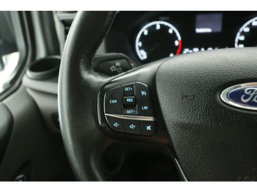 Ford Transit Custom 2.0 TDCI L2H1 | 2800kg Trekgew. | Airco | Cruise | Trekhaak Parkeersens. ActivLease financial lease