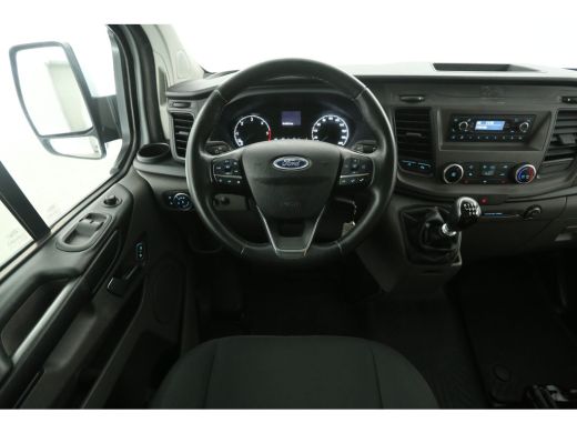 Ford Transit Custom 2.0 TDCI L2H1 | 2800kg Trekgew. | Airco | Cruise | Trekhaak Parkeersens. ActivLease financial lease
