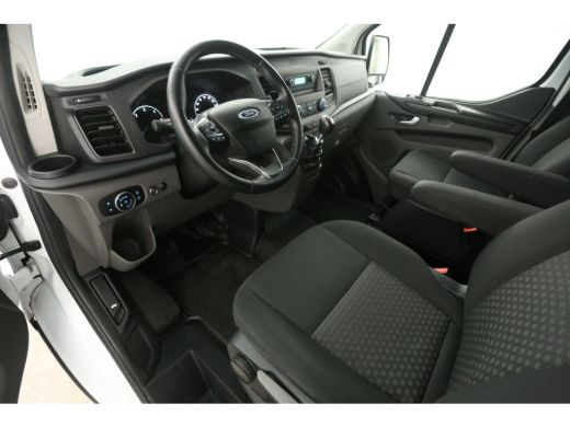Ford Transit Custom 2.0 TDCI L2H1 | 2800kg Trekgew. | Airco | Cruise | Trekhaak Parkeersens. ActivLease financial lease