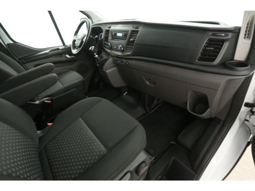 Ford Transit Custom 2.0 TDCI L2H1 | 2800kg Trekgew. | Airco | Cruise | Trekhaak Parkeersens. ActivLease financial lease