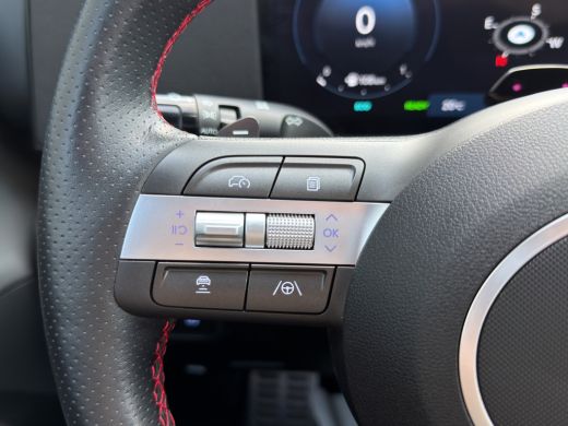 Hyundai Kona 1.6 GDI HEV 141pk N-Line Sky | Trekhaak | Panorama schuifdak | Stoelventilatie | 360 graden camer... ActivLease financial lease