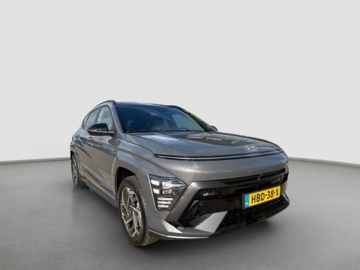 Hyundai Kona 1.6 GDI HEV 141pk N-Line Sky | Trekhaak | Panorama schuifdak | Stoelventilatie | 360 graden camer... ActivLease financial lease