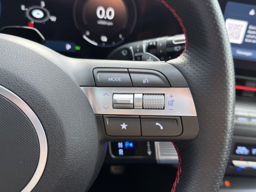 Hyundai Kona 1.6 GDI HEV 141pk N-Line Sky | Trekhaak | Panorama schuifdak | Stoelventilatie | 360 graden camer... ActivLease financial lease