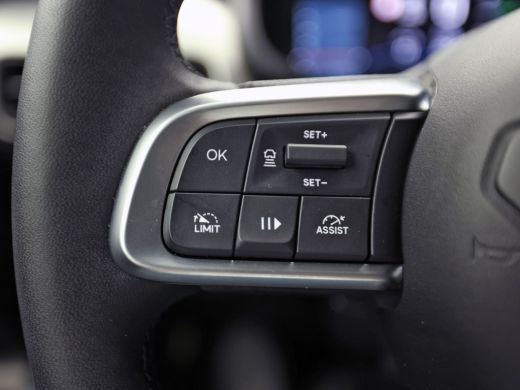 Jeep Avenger Altitude 54 kWh Automaat (VIRTUAL COCKPIT, SOH 97%, APPLE CARPLAY, GROOT NAVI, SPORTSTOELEN, ADAP... ActivLease financial lease