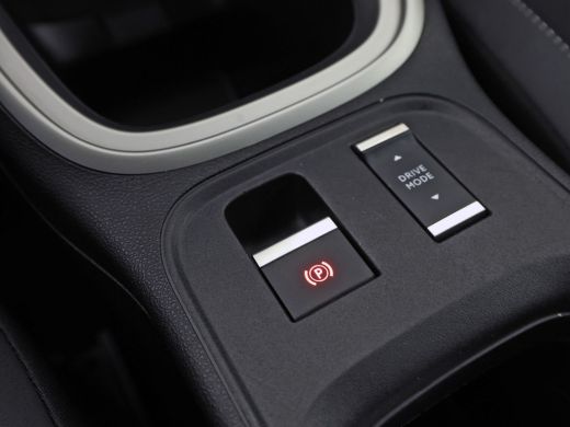 Jeep Avenger Altitude 54 kWh Automaat (VIRTUAL COCKPIT, SOH 97%, APPLE CARPLAY, GROOT NAVI, SPORTSTOELEN, ADAP... ActivLease financial lease