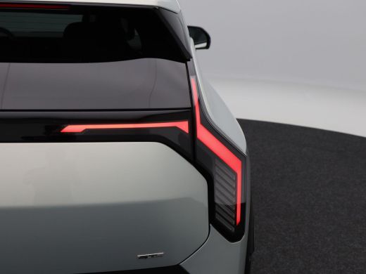 Kia EV3 GT-PlusLine 81.4 kWh 204 Pk | Trekhaak | Carplay | Harman Kardon | Head-up Display | Adaptive Cru... ActivLease financial lease