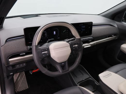 Kia EV3 GT-PlusLine 81.4 kWh 204 Pk | Trekhaak | Carplay | Harman Kardon | Head-up Display | Adaptive Cru... ActivLease financial lease