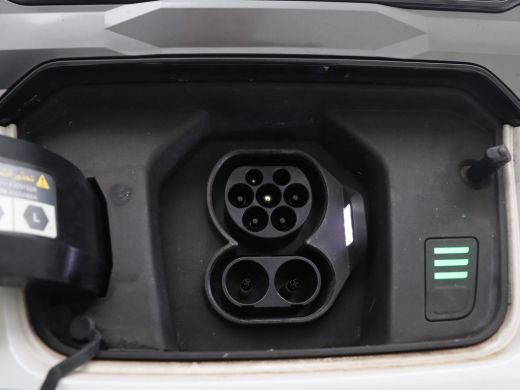 Kia Niro EV | SOH 96,4% | Adaptive cruise | Lane assist | Camera | Park assist | Carplay | Full LED ActivLease financial lease