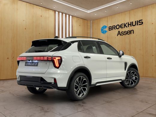 Lynk & Co 01 Core | Stoelverwarming |Parkeercamera | Apple Carplay/Android Auto| ActivLease financial lease