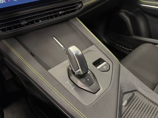 Lynk & Co 01 Core | Stoelverwarming |Parkeercamera | Apple Carplay/Android Auto| ActivLease financial lease