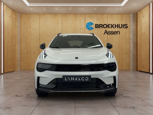 Lynk & Co 01 Core | Stoelverwarming | Parkeercamera | Apple Carplay/Android Auto | ActivLease financial lease
