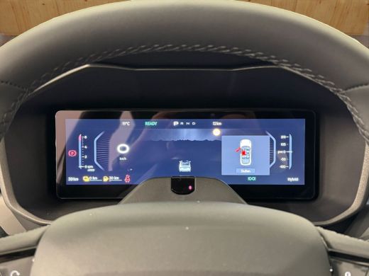 Lynk & Co 01 Core | Stoelverwarming | Parkeercamera | Apple Carplay/Android Auto | ActivLease financial lease