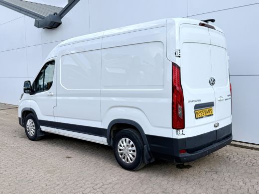 Maxus eDeliver9 72kWh 280km WLTP Snelladen LED Carplay Cruise control Camera Airco Parkeersensoren v+a ActivLease financial lease