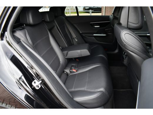 Mercedes-Benz C-Klasse Estate 300 e AMG Line Distronic Trekhaak HUD Laser 360 ActivLease financial lease