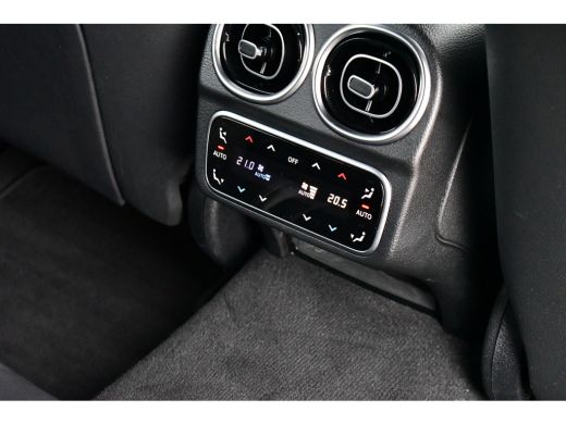Mercedes-Benz C-Klasse Estate 300 e AMG Line Distronic Trekhaak HUD Laser 360 ActivLease financial lease