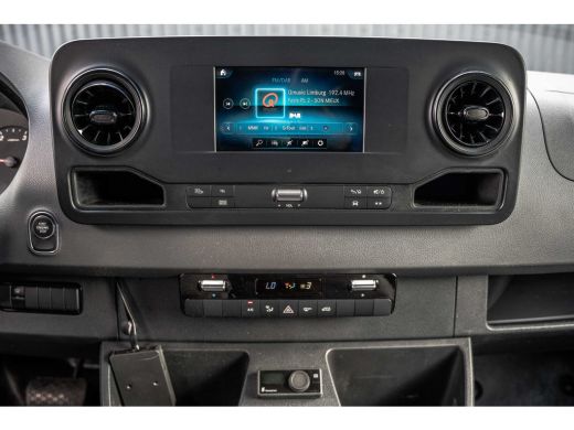 Mercedes-Benz Sprinter 314CDI L2H2 | Automaat | 1e Eigenaar | Volledig ingericht | 360&deg; Camera | Carplay | Cruise | PDC ... ActivLease financial lease