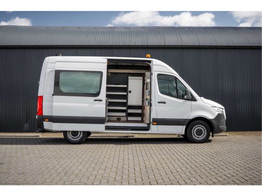 Mercedes-Benz Sprinter 314CDI L2H2 | Automaat | 1e Eigenaar | Volledig ingericht | 360&deg; Camera | Carplay | Cruise | PDC ... ActivLease financial lease