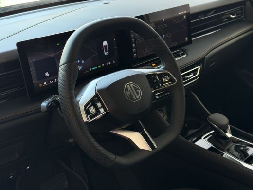 MG HS 1.5 TGDI LUXURY PHEV PLUG-IN HYBRIDE | LEER | 272PK NIEUWE AUTO | >1.000 KM TOTAAL BEREIK | 360&deg; ... ActivLease financial lease