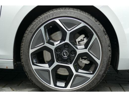Opel Astra Ultimate - Plug-In Hybrid | 3,7 kW boordlader | Achteruitrijcamera 180&deg; | Adaptive Cruise control ActivLease financial lease
