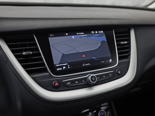 Opel Grandland X 1.2 Turbo Sport Automaat (APPLE CARPLAY, GROOT NAVI, CLIMATE, STUUR/STOELVERWARMING, SPORTSTOELEN... ActivLease financial lease