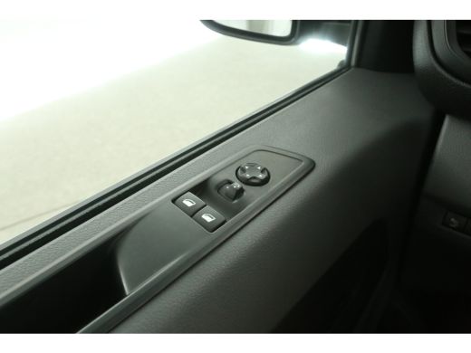 Opel Vivaro CDTI L3H1 | Airco | Cruise | 3 Zits | Parkeersens. | Kasten ActivLease financial lease