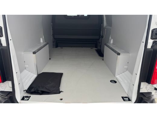 Opel Vivaro-e Standaard - Electric L3 | Elektrisch bedienbare en verwarmde buitenspiegels | Ge&iuml;soleerde comfort... ActivLease financial lease