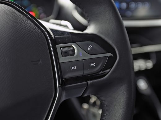Peugeot 208 1.2 Hybrid 110 e-DCS6 Sport Style Automaat (APPLE CARPLAY, NAVIGATIE, PARKEERSENSOREN, SPORTSTOEL... ActivLease financial lease
