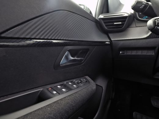 Peugeot 208 1.2 Hybrid 110 e-DCS6 Sport Style Automaat (APPLE CARPLAY, NAVIGATIE, PARKEERSENSOREN, SPORTSTOEL... ActivLease financial lease