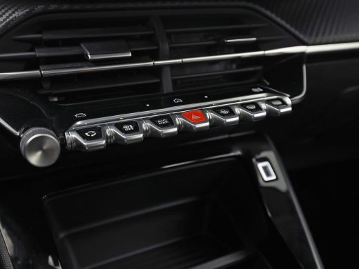 Peugeot 208 1.2 Hybrid 110 e-DCS6 Sport Style Automaat (APPLE CARPLAY, NAVIGATIE, PARKEERSENSOREN, SPORTSTOEL... ActivLease financial lease
