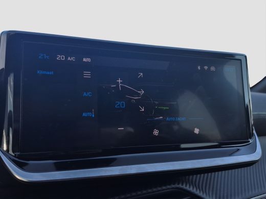 Peugeot 208 1.2 Hybrid 145 e-DCS6 GT Camera voor + achter | Adaptieve cruise control | Dodehoek detectie | Dr... ActivLease financial lease