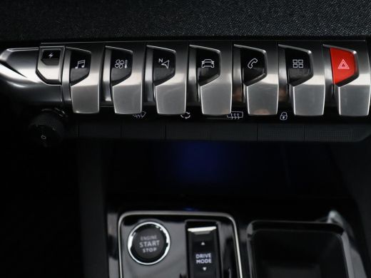 Peugeot 3008 1.6 HYbrid 225 Allure | SOH 97,8% | Half leder | Cruise control | Camera | Park assist | Carplay ... ActivLease financial lease