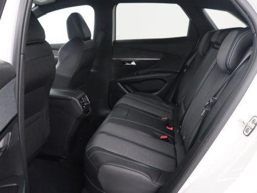 Peugeot 3008 1.6 HYbrid 225 Allure | SOH 97,8% | Half leder | Cruise control | Camera | Park assist | Carplay ... ActivLease financial lease