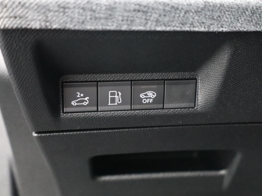 Peugeot 3008 1.6 plug-in Hybrid 195 GT 8 Jaar Garantie | 360* Graden Camera | Parkeersensoren Voor en Achter |... ActivLease financial lease