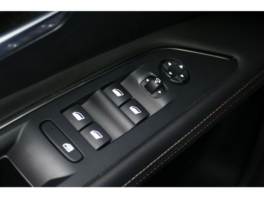 Peugeot 3008 HYBRID4 300PK GT AUTOMAAT CAMERA / CARPLAY / KEYLESS / FULL-LED / NAVI / CLIMA / PDC / BLUETOOTH ... ActivLease financial lease