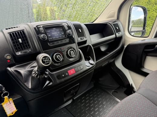Peugeot Boxer 2.0 BlueHDI 131 PK EURO 6 / PICK UP / 7-PERS DUBBELE CABINE / AIRCO / TREKHAAK / 2500 KG AHG ActivLease financial lease