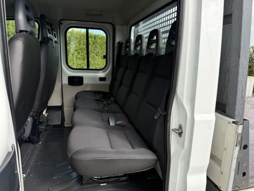 Peugeot Boxer 2.0 BlueHDI 131 PK EURO 6 / PICK UP / 7-PERS DUBBELE CABINE / AIRCO / TREKHAAK / 2500 KG AHG ActivLease financial lease