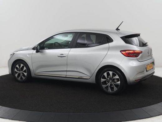 Renault Clio 1.6 E-Tech Full Hybrid 145 esprit Alpine | SOH 93% | Cruise control | Climate control | Park assi... ActivLease financial lease