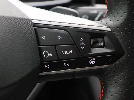 Seat Leon Sportstourer 1.5 TSi e-Hybrid 204 Pk Automaat FR Business | Trekhaak | Carplay | Virtual Cockpit ... ActivLease financial lease