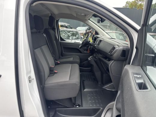 Toyota ProAce 2.0 D-4D Live Long | 06-10141018 Voor meer informatie ActivLease financial lease