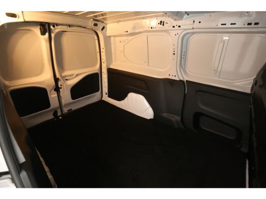 Toyota ProAce Challenger Long 50 kWh | Snelladen | Airco | Camera | Virtual | 3 Zits | Cruise | Carplay | Parke... ActivLease financial lease
