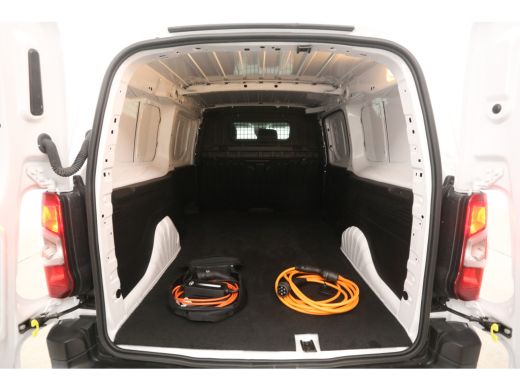Toyota ProAce Challenger Long 50 kWh | Snelladen | Airco | Camera | Virtual | 3 Zits | Cruise | Carplay | Parke... ActivLease financial lease
