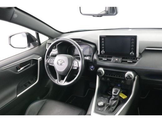 Toyota RAV4 2.5 Hybrid AWD Bi-Tone | Dealer Onderhouden! | Stoel/stuurverwarming | Navi | Clima | Camera | Cr... ActivLease financial lease