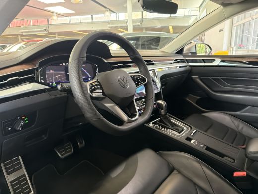 Volkswagen Arteon eHybrid 218PK DSG ELEGANCE BUSINESS LEDER/VIRTUAL/CAMERA ActivLease financial lease