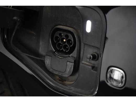 Volkswagen Caddy 1.5 TSI 115PK DSG-6 PHEV | TREKHAAK | PANORAMADAK | 1400KG TREKGEWICHT | NAVIGATIE | 17 INCH | 2X... ActivLease financial lease