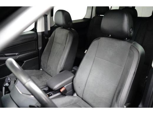 Volkswagen Caddy 1.5 TSI 115PK DSG-6 PHEV | TREKHAAK | PANORAMADAK | 1400KG TREKGEWICHT | NAVIGATIE | 17 INCH | 2X... ActivLease financial lease