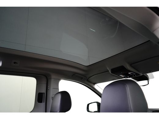 Volkswagen Caddy 1.5 TSI 115PK DSG-6 PHEV | TREKHAAK | PANORAMADAK | 1400KG TREKGEWICHT | NAVIGATIE | 17 INCH | 2X... ActivLease financial lease